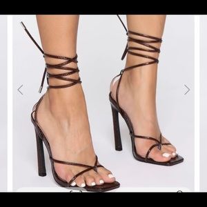Dark brown leather strappy heel